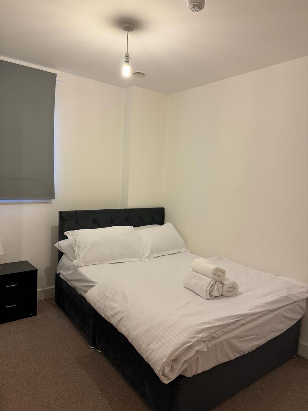 Spacious 2 Bedrooms Apartment In Stratford لندن المظهر الخارجي الصورة